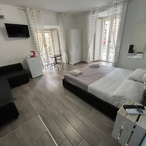 napoli-mood.hotels-amalfi.com/
